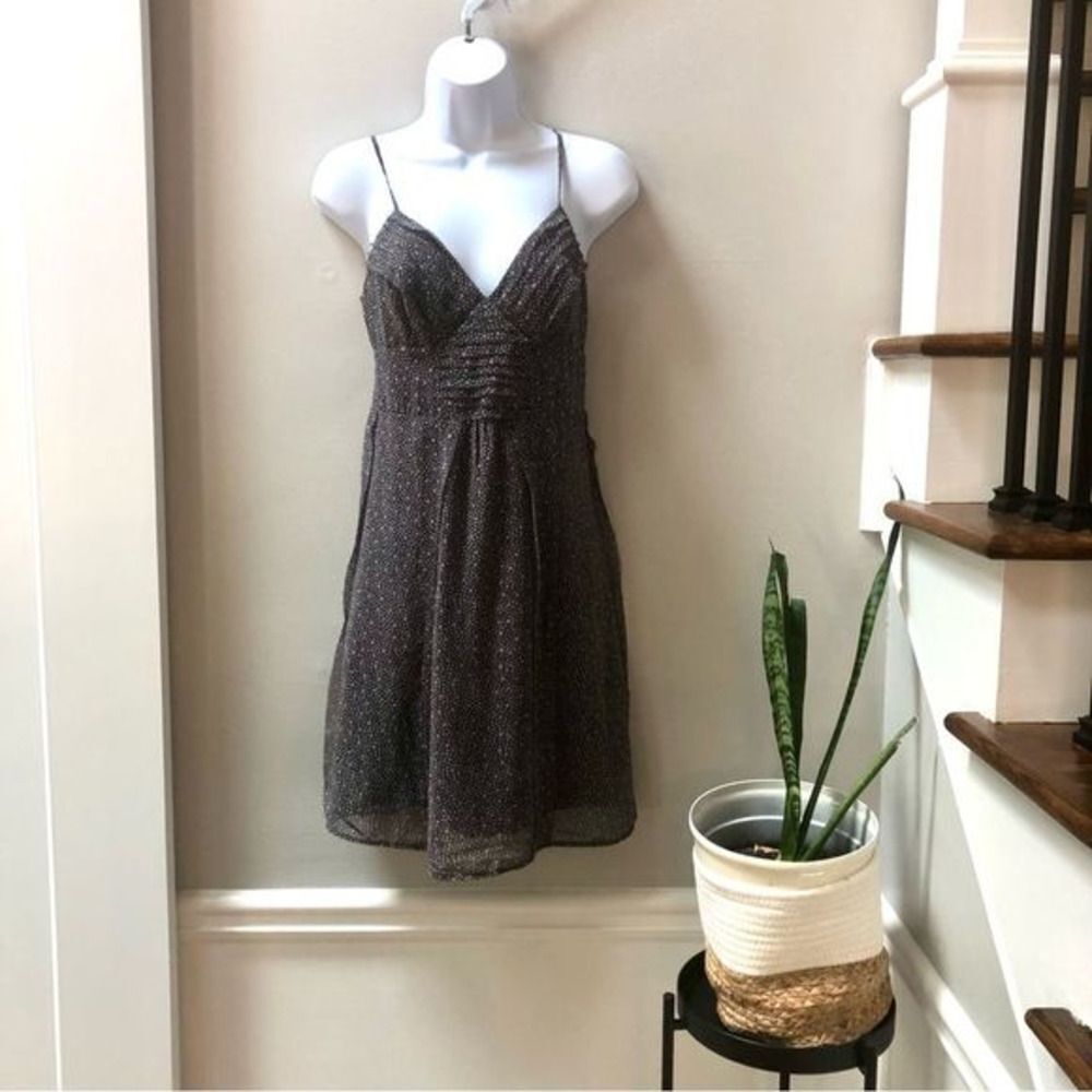American Eagle gray and pink dot sun dress women’s size 4‎